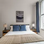 Cozy 3Bd Walk To Empire State & Times Sq!