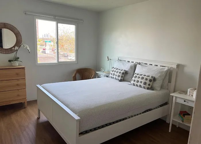 Private Br,Ba,Kit, Lr 9 Mins To Beach