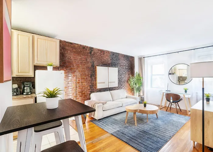 350-1A Gramercy New 1Br Sleeps3 Newly Furnished