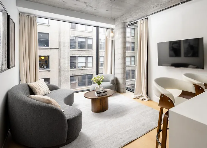 Stunning Penthouse In Manhattan