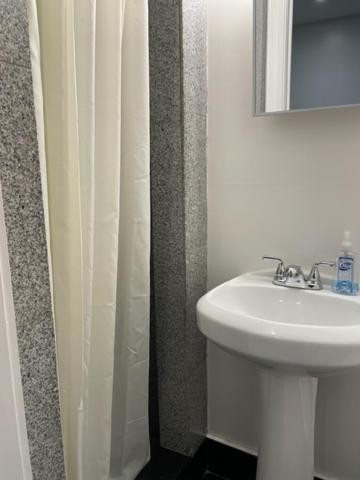 Hansem Apartment New York