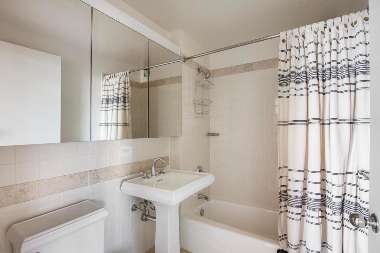Apartment Upper West Side 2br W Gym Nr Park Nyc-1147 *