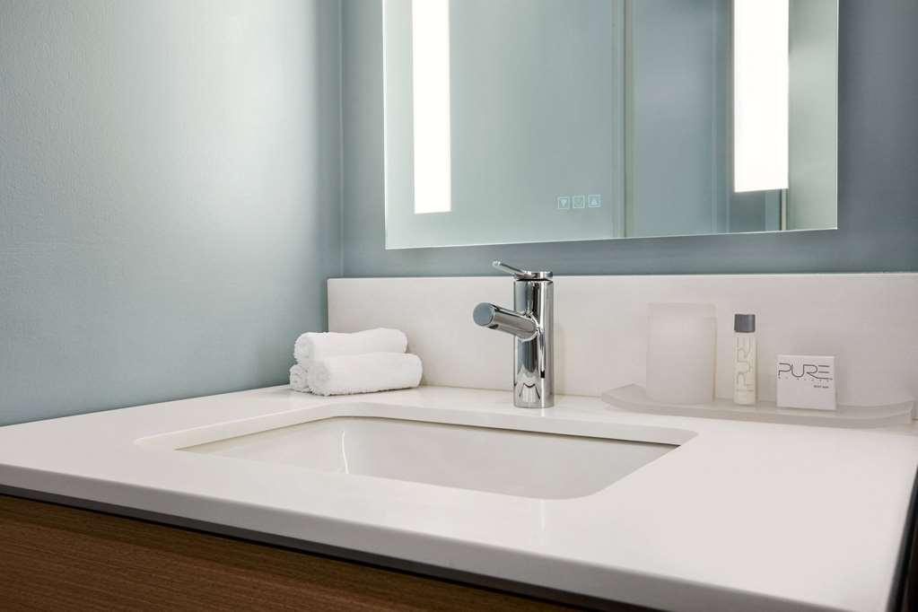 Hotel Wingate By Wyndham Bronx Haven Park New York