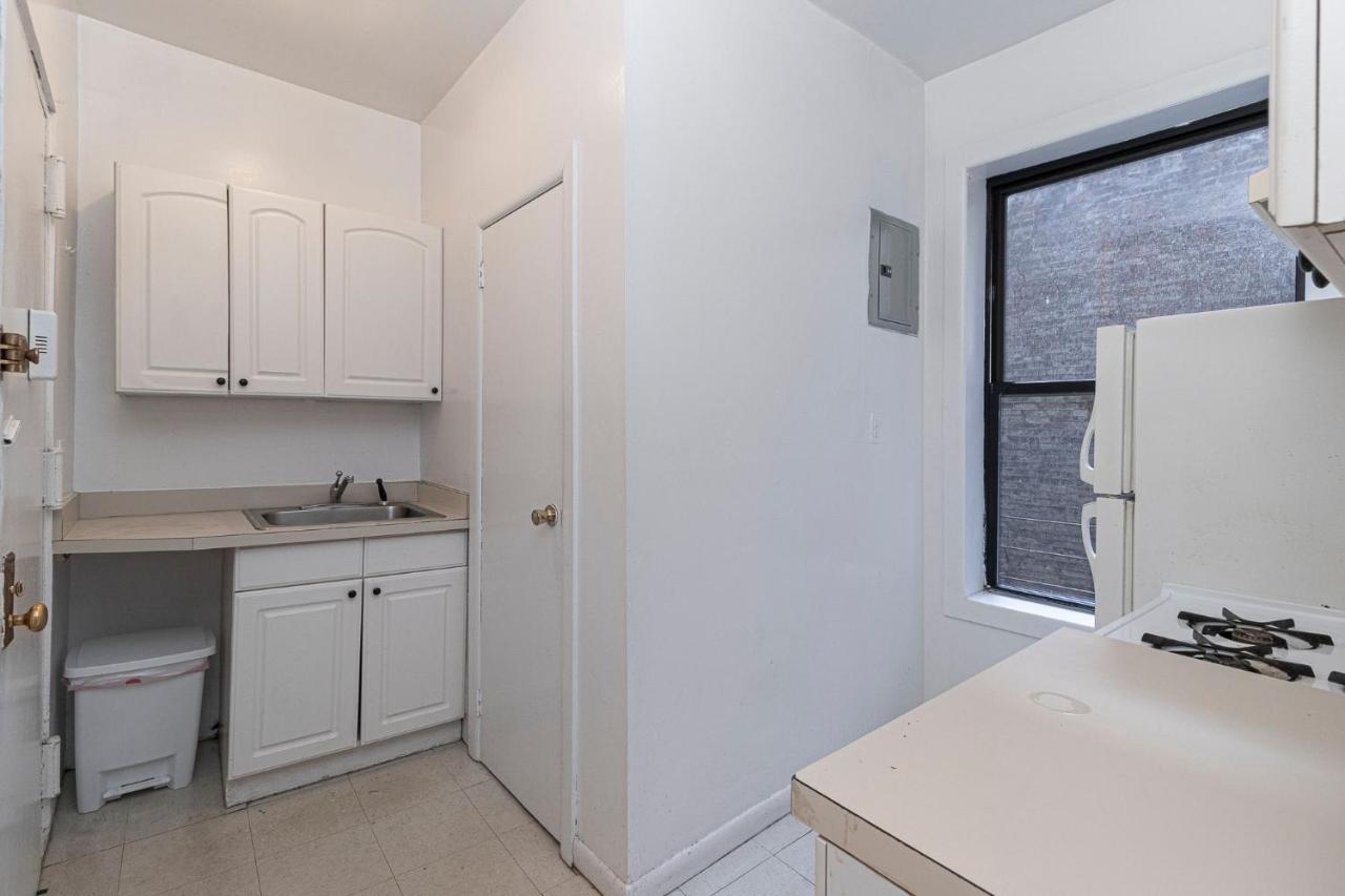 Apartment The Upper East Side Monthly New York