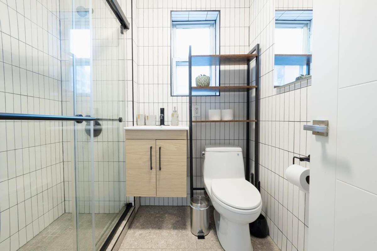 Apartment 39-2 Renovated 3br Prime Hudson Yards Area