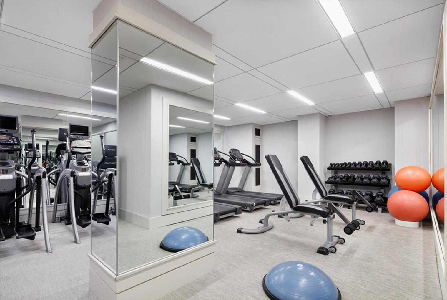 Apartment Ues 1br W Doorman Gym Roof Nr Hospital Nyc-375 New York
