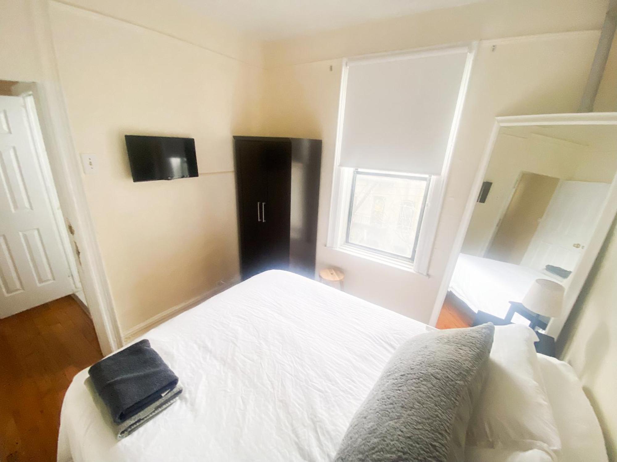 Apartment 2 Bedrooms Entire Beautiful In Williamsburg!
