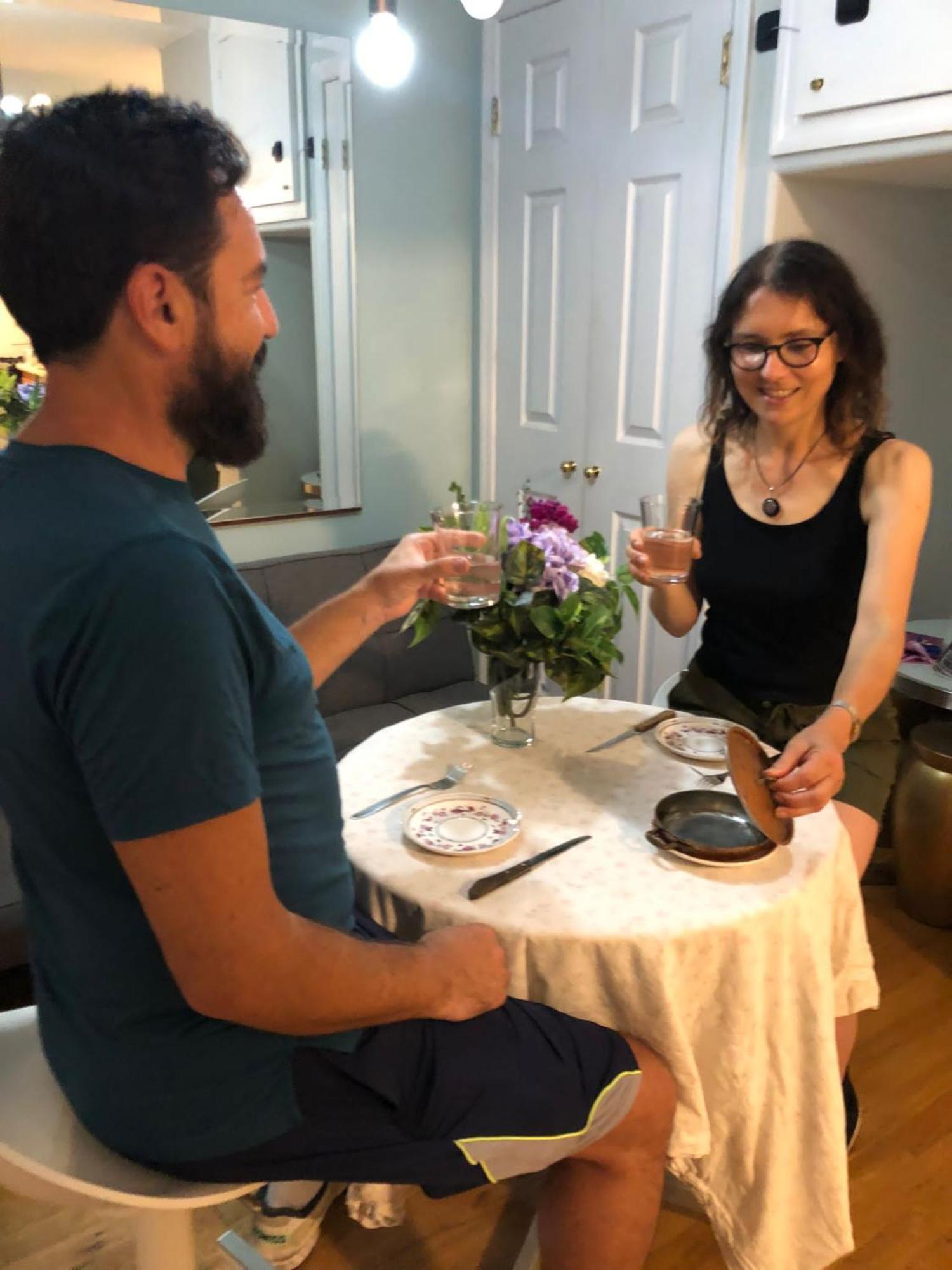 Central And Affordable Williamsburg Private Bedroom Close To Subway Homestay *