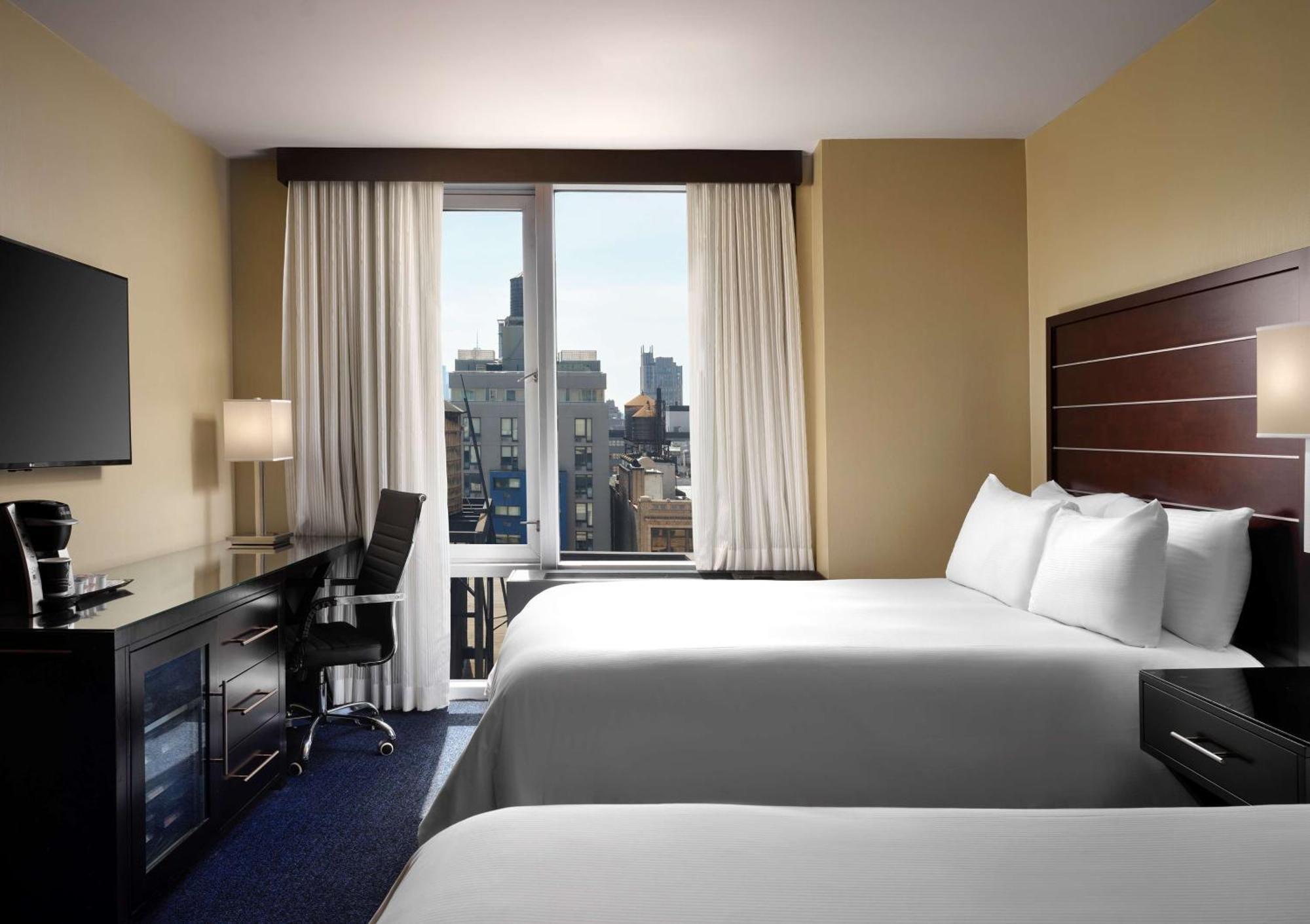 Hilton Fashion District Hotel