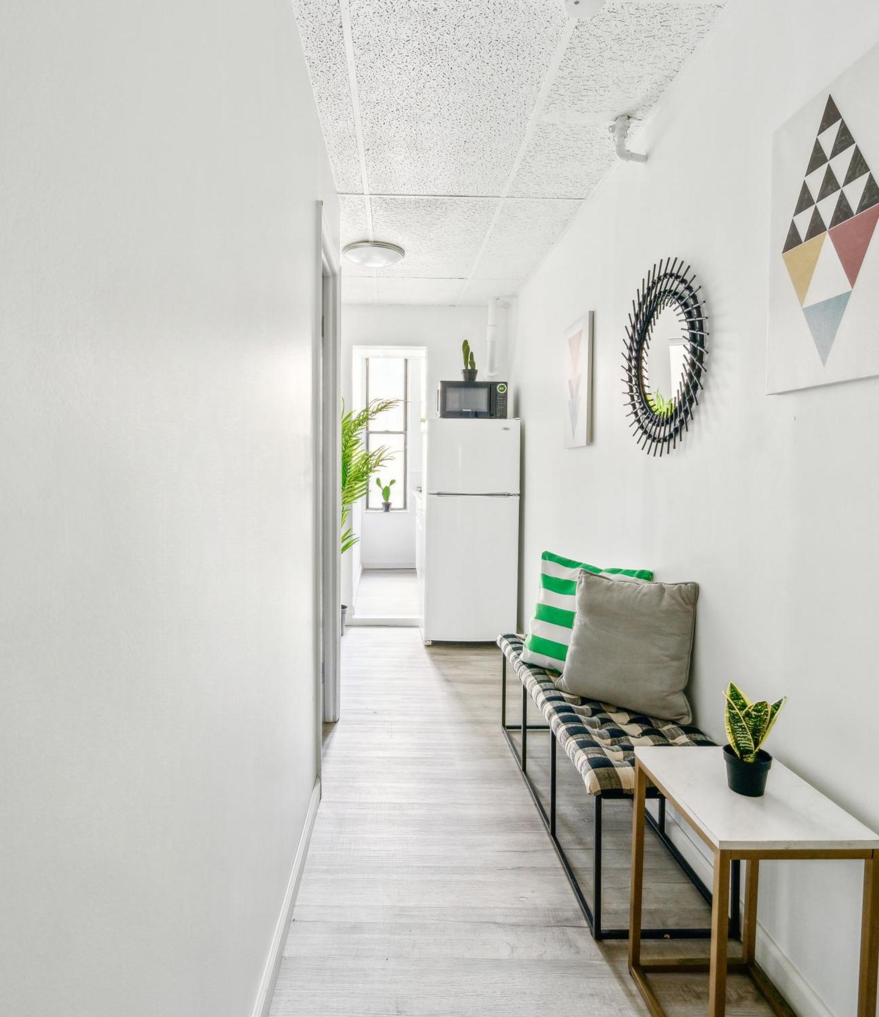 Apartment 2 Bd Hidden Oasis In Lower Manhattan *