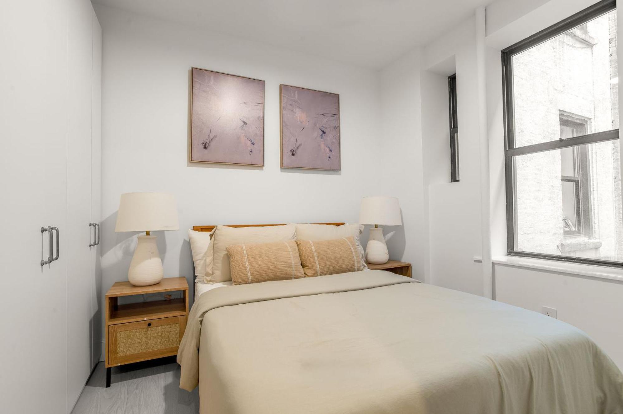 Stylish 2br 1bath Escape Located Near Washington Square Park And Greenwich Village *