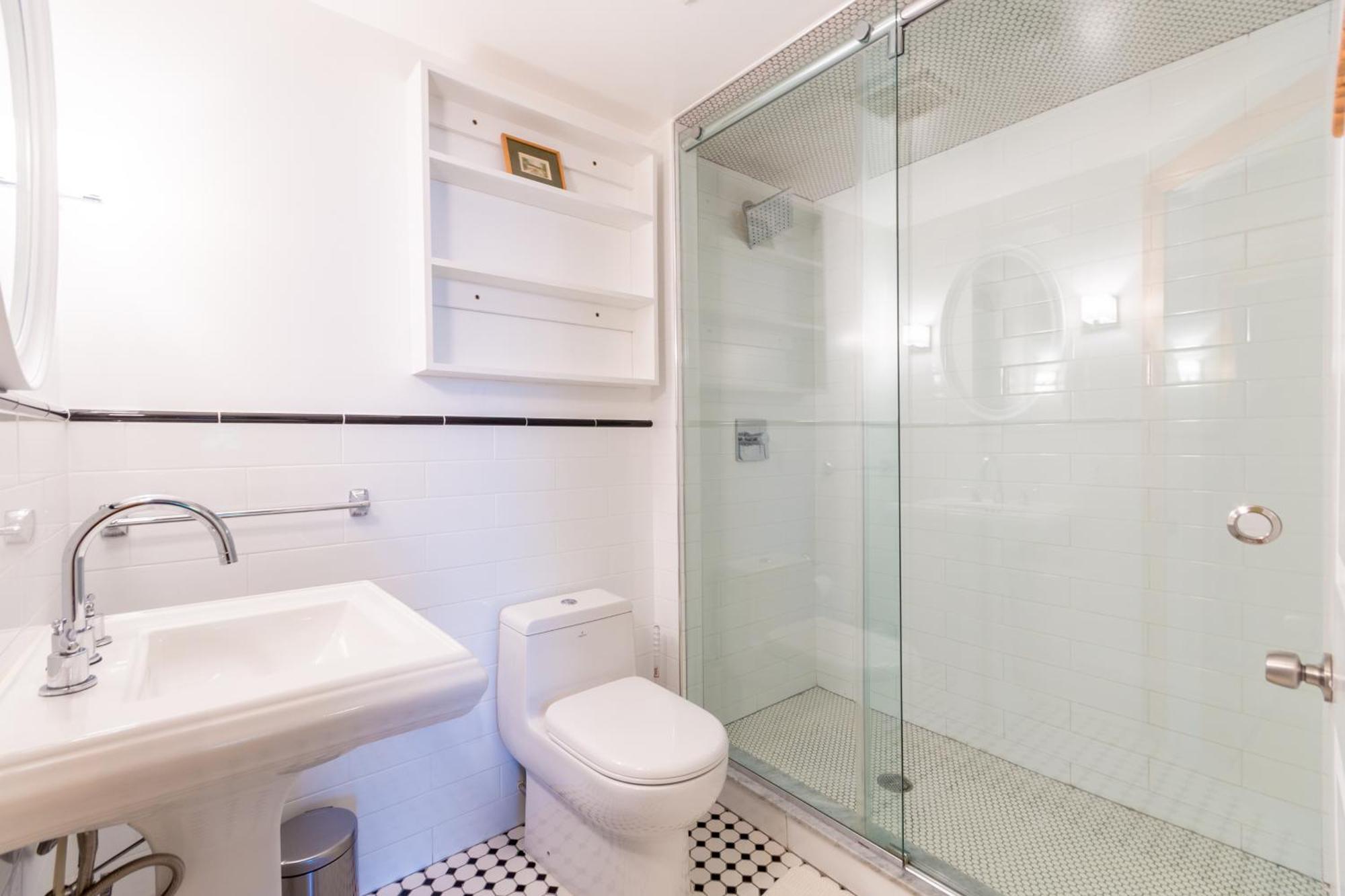 2 Bedrooms With A Private Bathroom In Lovely