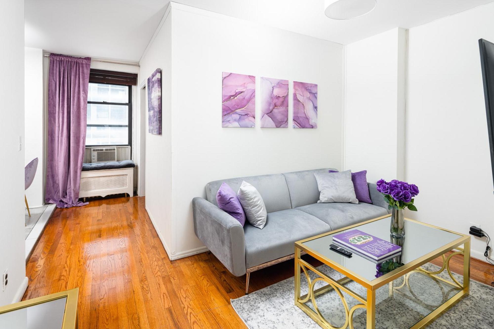 Charming 3bd In Manhattan Apartment