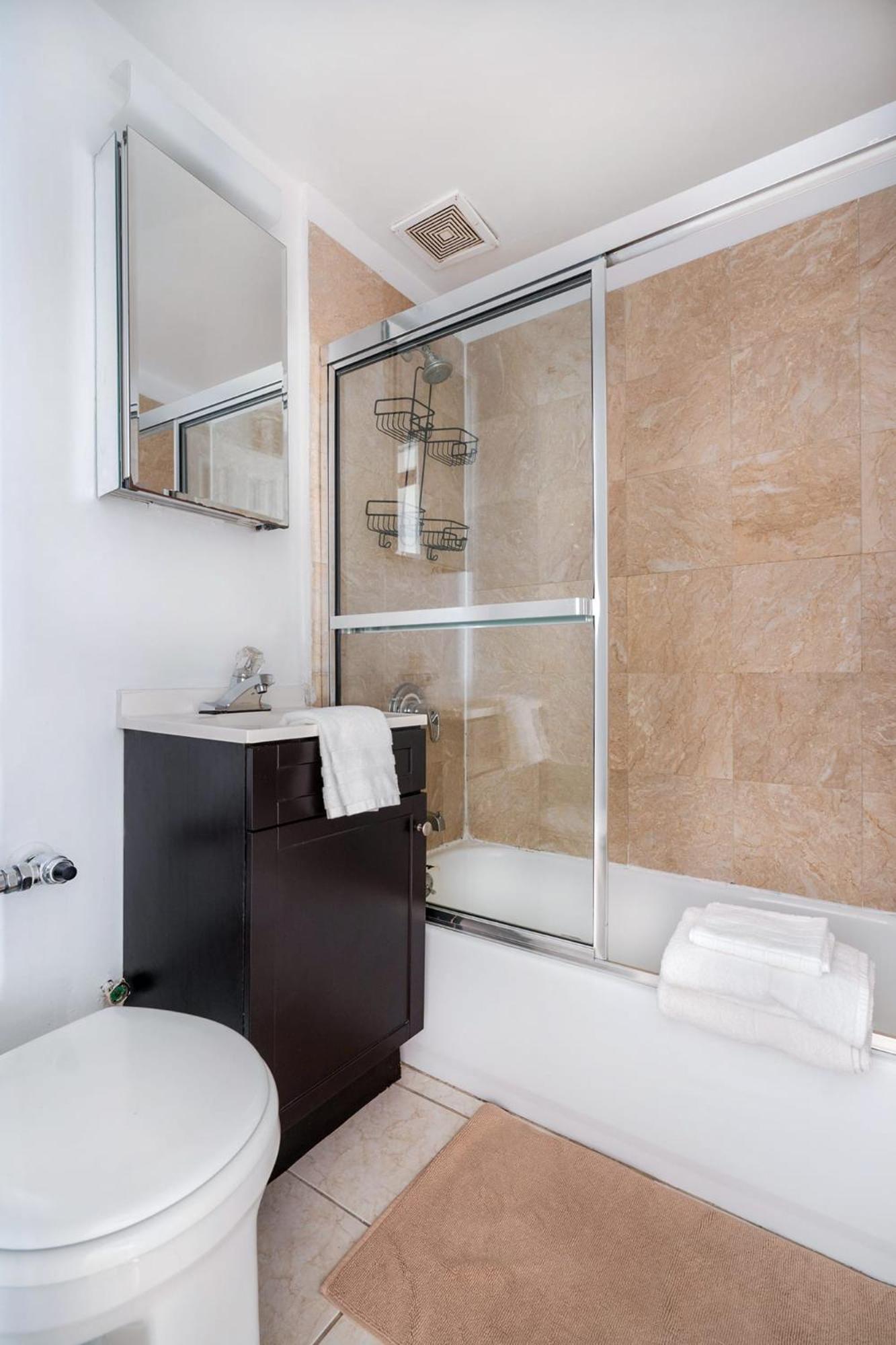 350-1a Gramercy New 1br Sleeps3 Newly Furnished Apartment *