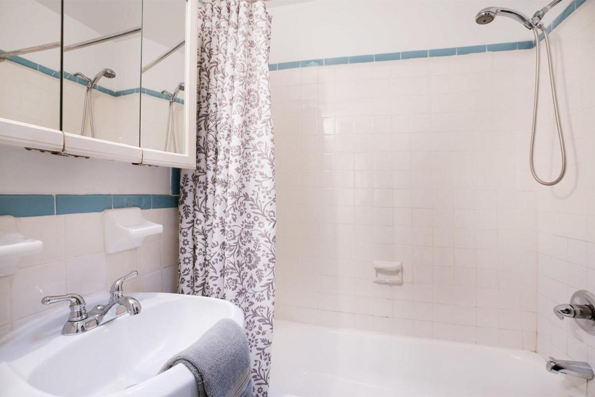 11-4f Prime West Village Designer 1br * New York
