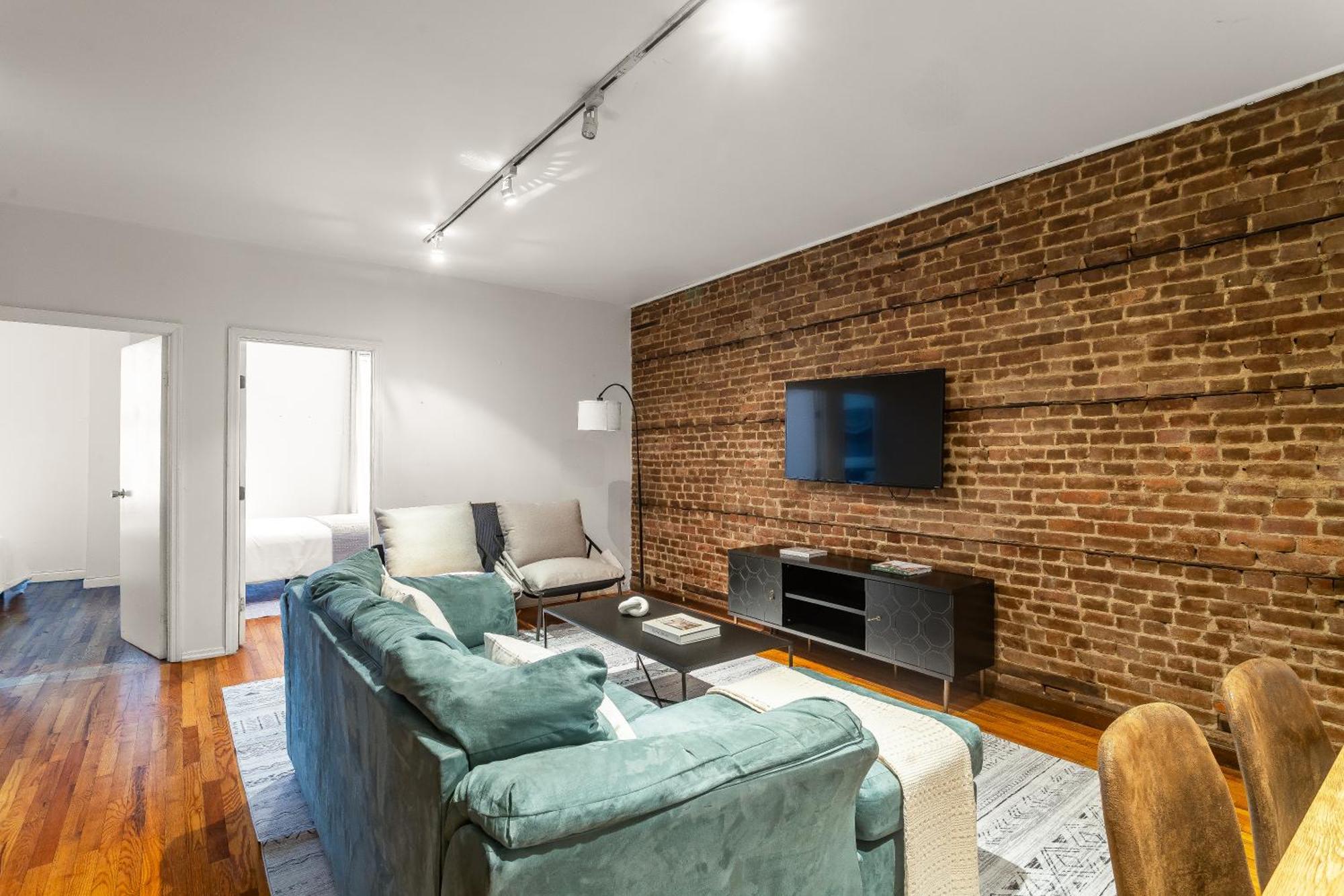 Cozy 3bd Walk To Empire State & Times Sq! *