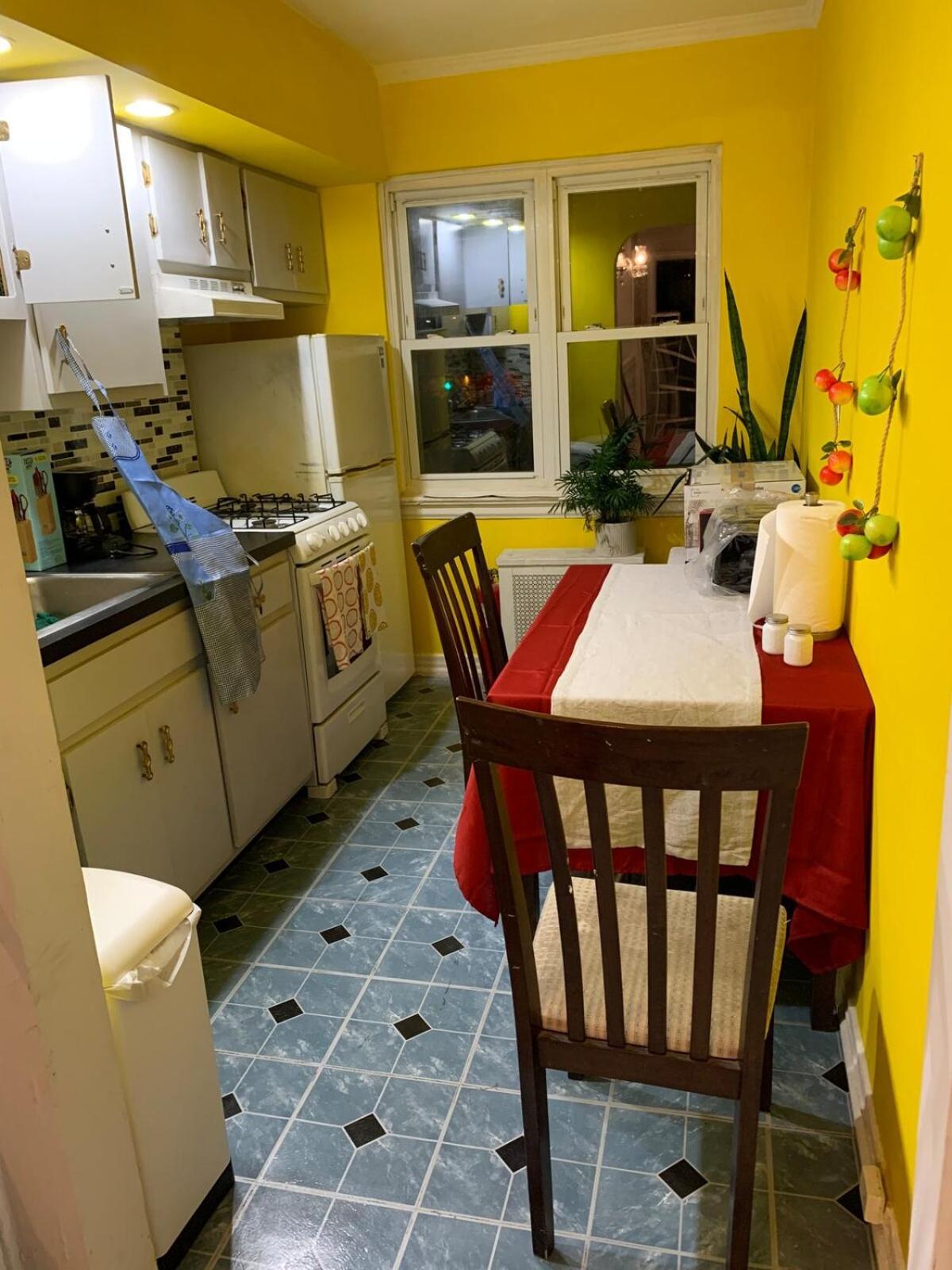Cheerful 2 Bed In Heart Of Queens *
