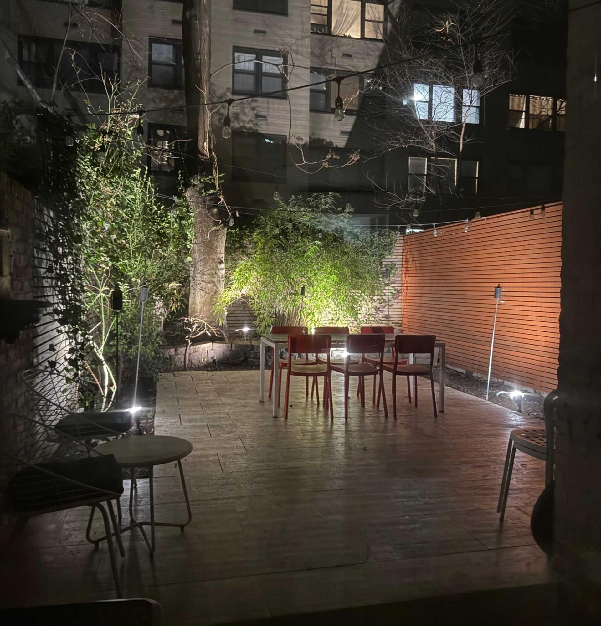 Private Beautiful Townhome W Zen Garden