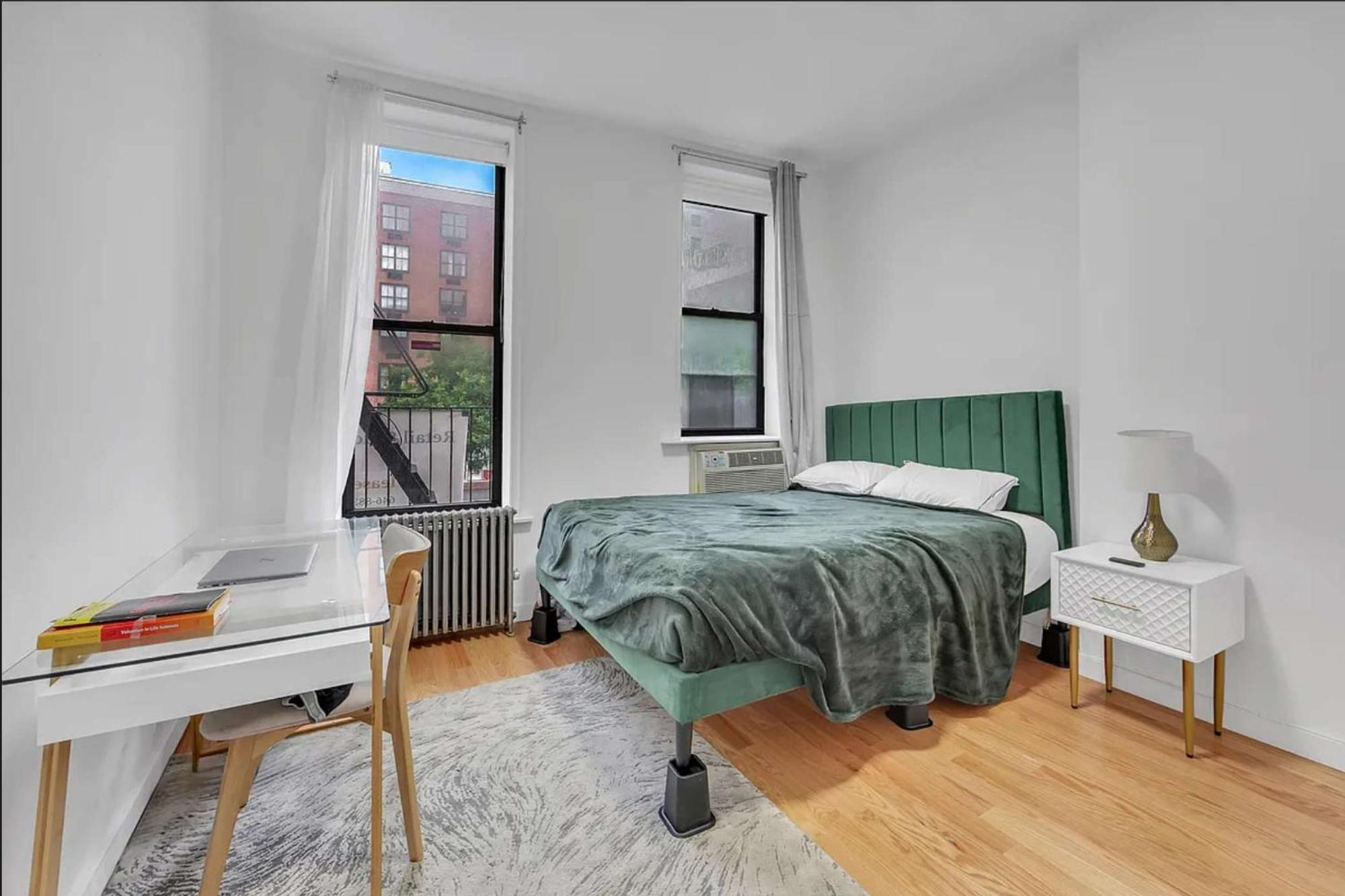 Apartment 51-1a Renovated 3br 2bath Prime Soho