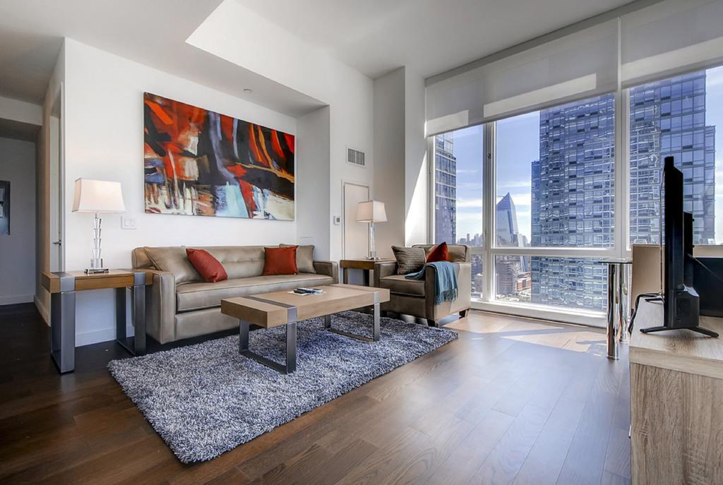 Global Luxury At Sky