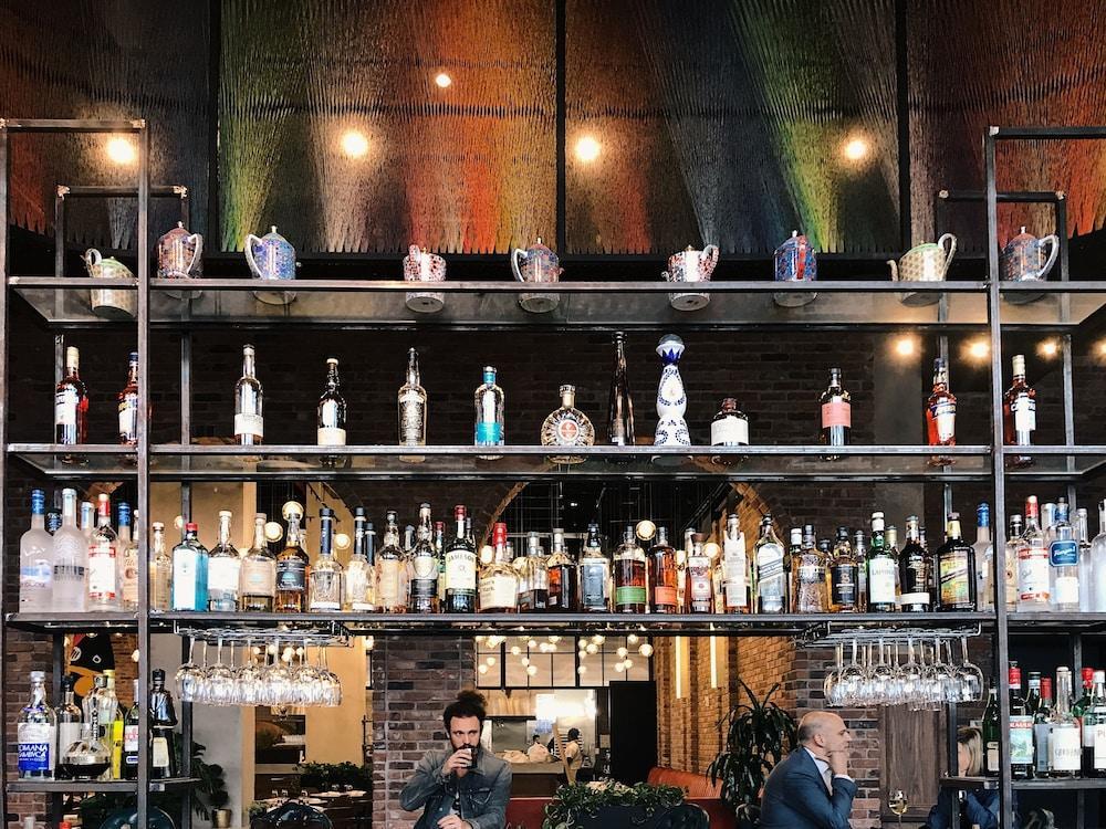 Arlo Williamsburg Hotel