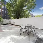 Manhattan 4 Bedroom Apt Upper East Side