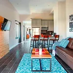 Ravel Hotel Trademark Collection By Wyndham