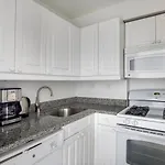 Midtown E 1Br W Dm Elevator Nr Bloomingdales Nyc-1199