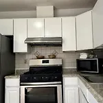1 Short Stay Room