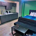 Hotel Liberty Inn & Suites-Jfk Airport- La Guardia Airport