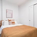 Astonishing 3Br 2Bath Apt