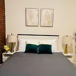 7 Beds Nyc Best Value