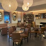 Hotel Stanford