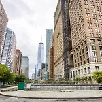 Fidi Studio W Doorman Nr Fulton Stn Seaport Nyc-441