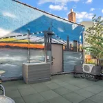 Bushwick Gem- Art Infused 2Br With Rooftop At \