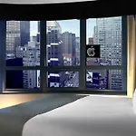 Doubletree Suites By Hilton Nyc - Times Square