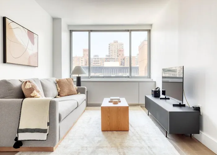 Uws 1Br W Wd Nr Lincoln Center Nyc-880