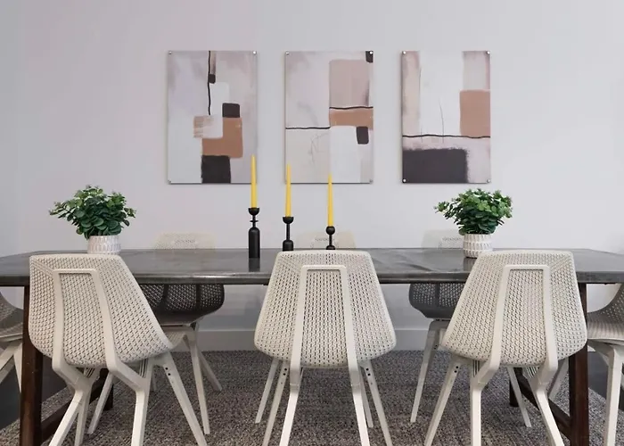 Waverly Lane By Rove Travel 3 Bedroom Chelsea Apt