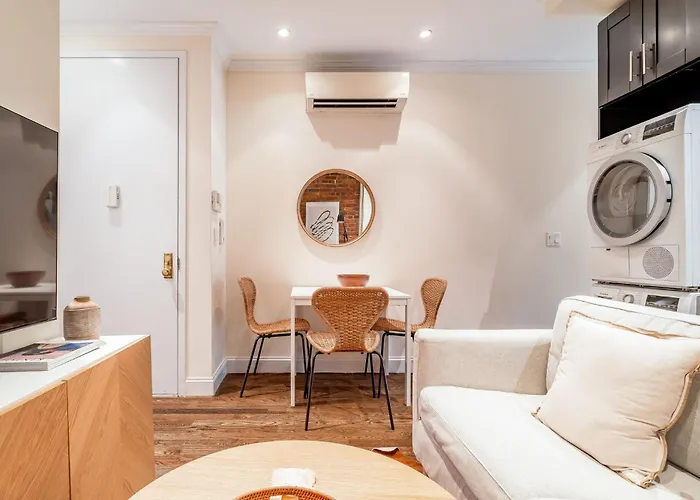 Super Charming 3Br 1Ba Upper East Side Retreat Near Central Park