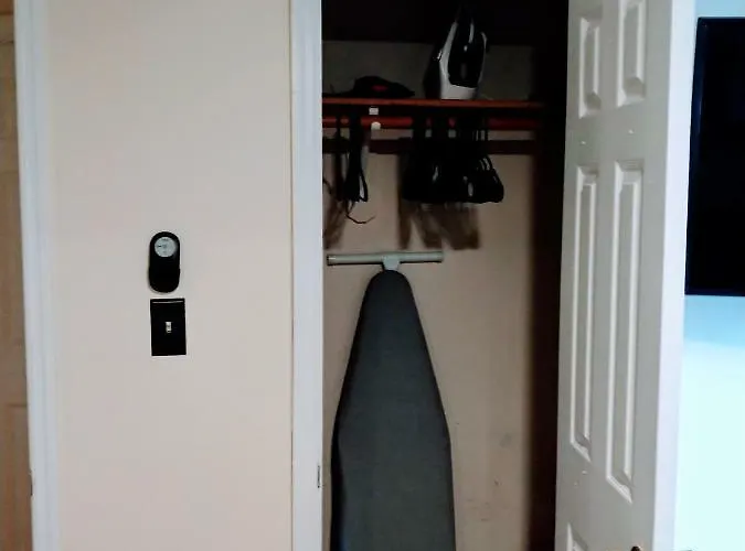 Pleasant Place Rooms