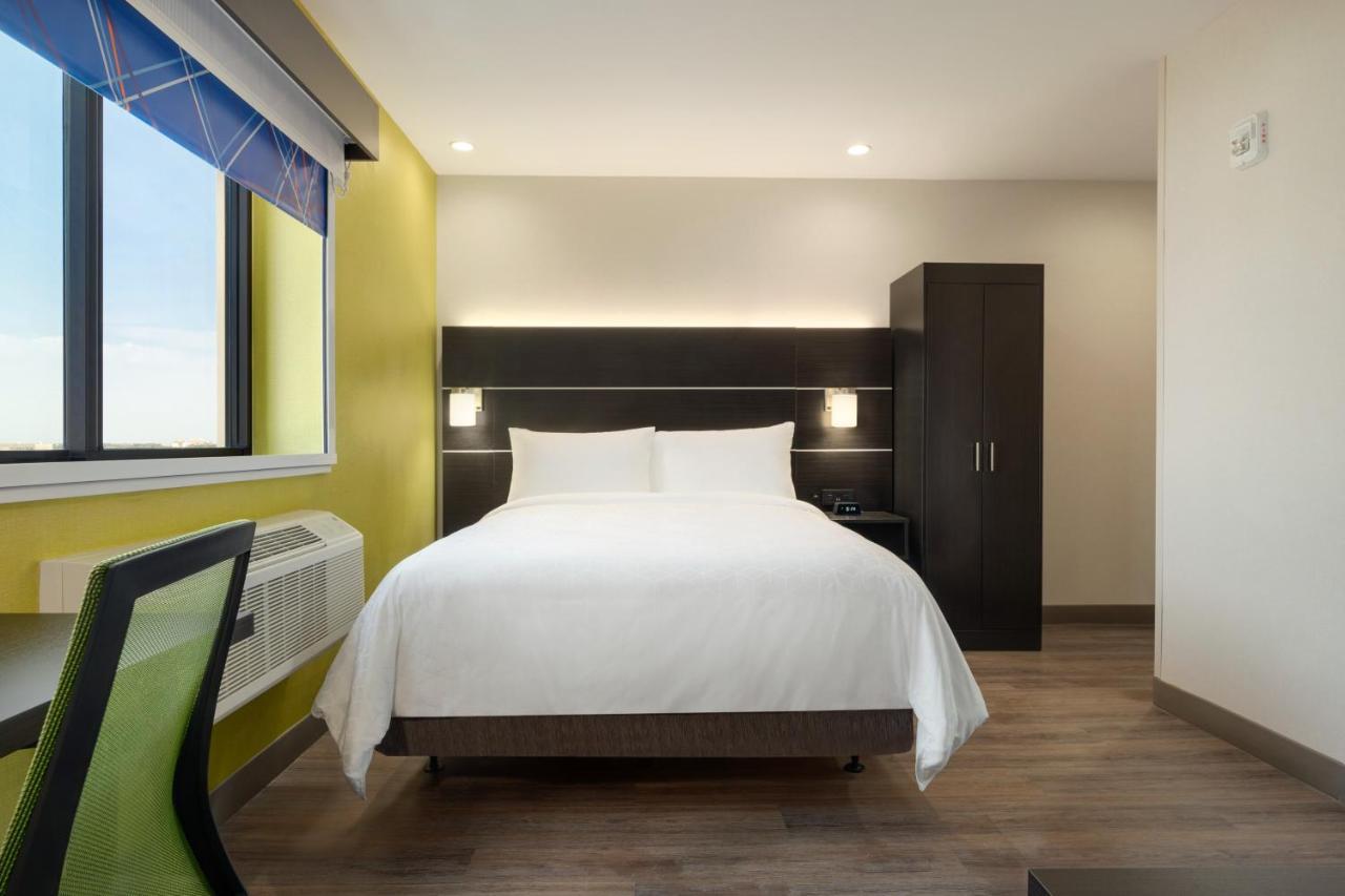 Express - Jamaica - Jfk Airtrain - Nyc By Ihg Hotel