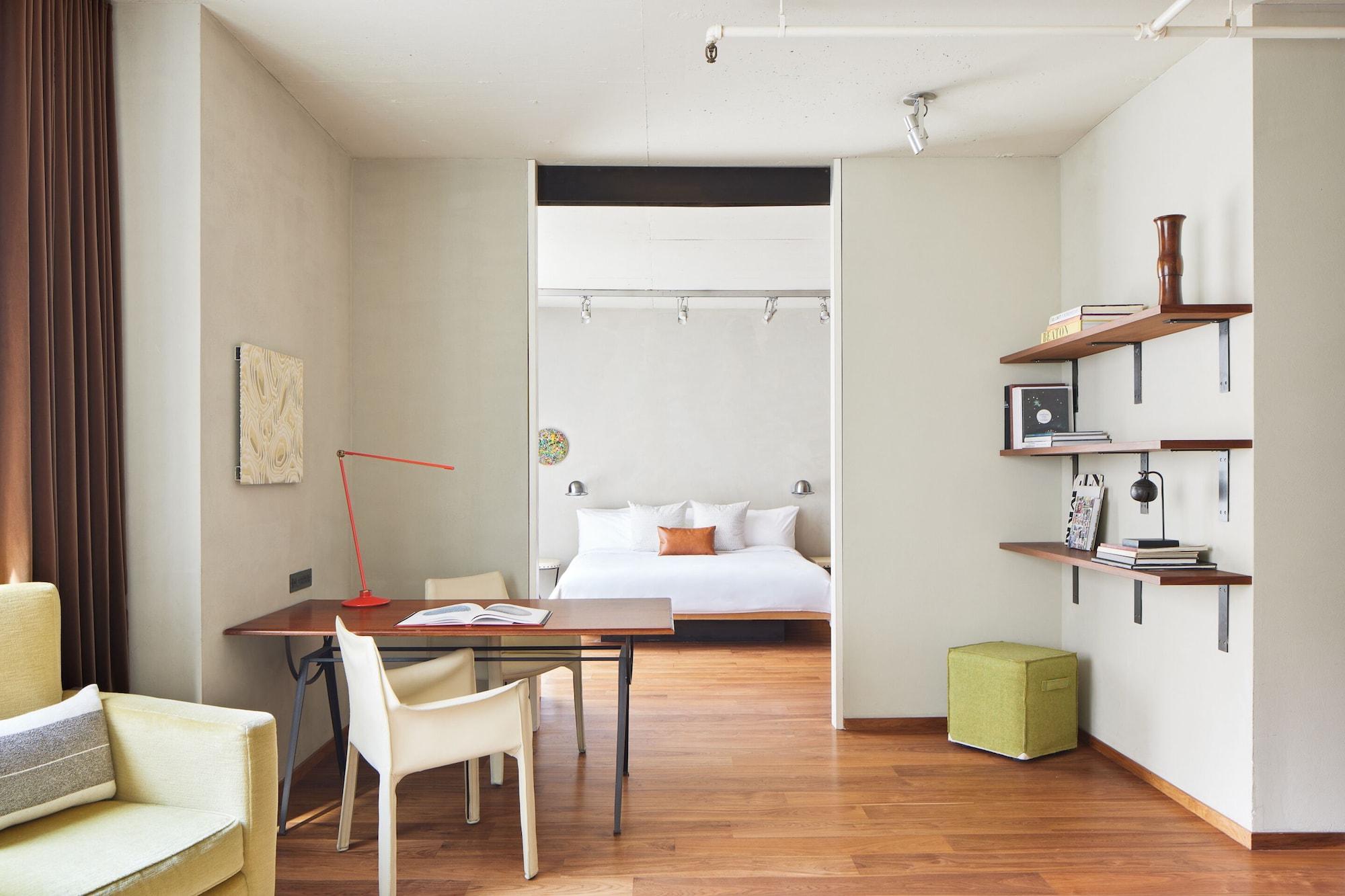 Chambers Powered By Sonder Hotel New York