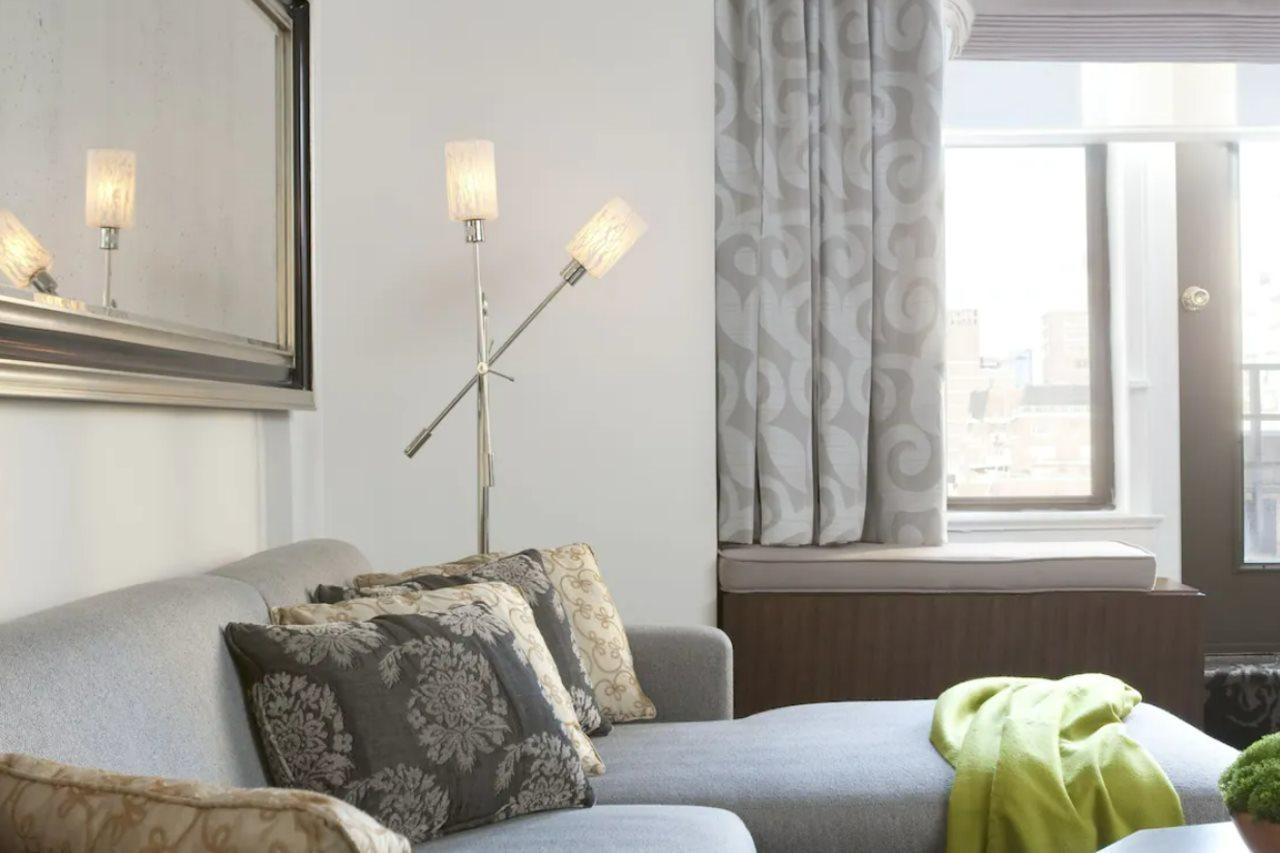 Hotel The Surrey