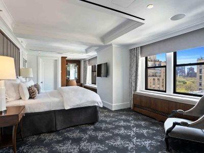 The Surrey Hotel 5*
