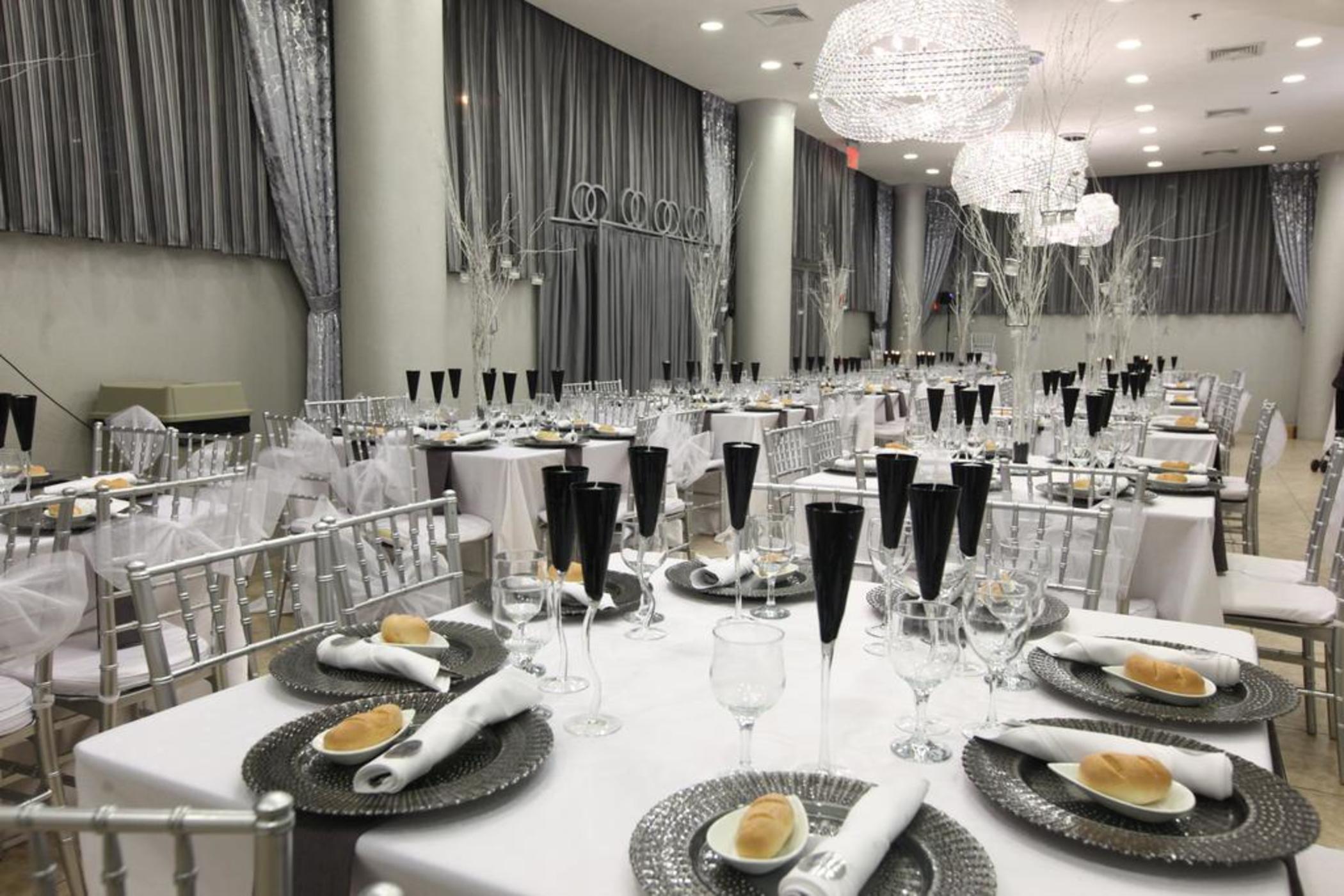 Hotel Pointe Plaza (adults Only)