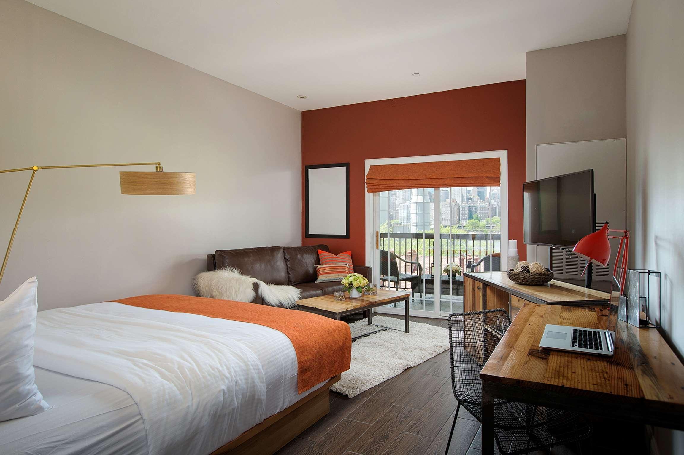 Ravel Trademark Collection By Wyndham Hotel