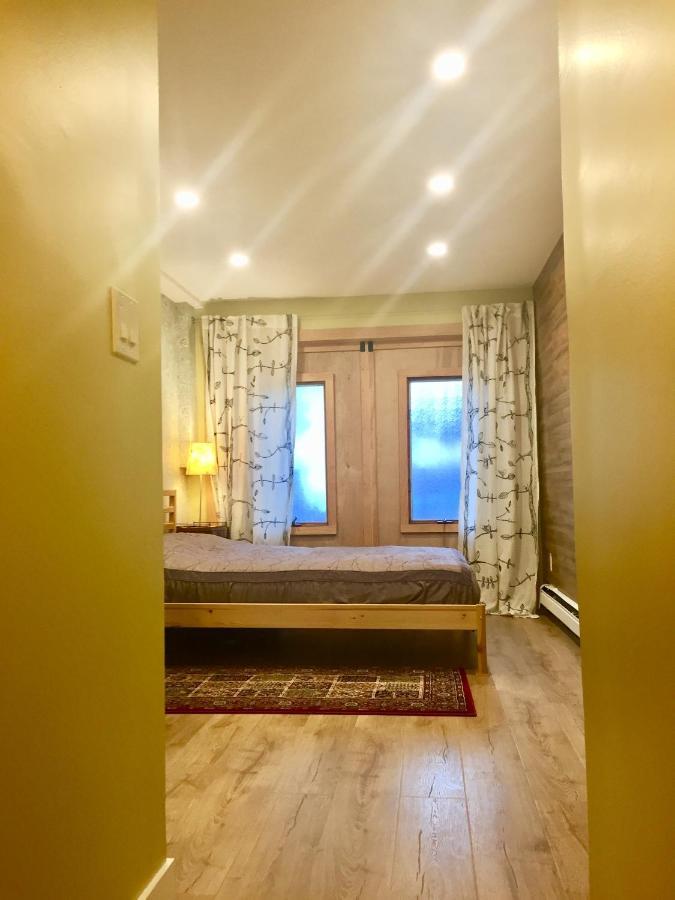 Apartment Cozy Multi-leveled Apartment! New York