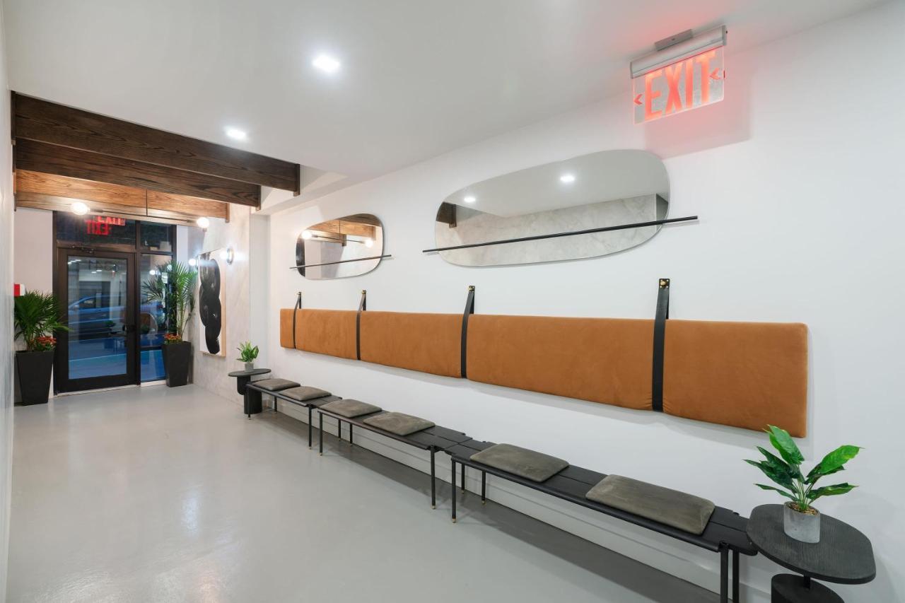 Maison Bella - Modern Studio W Charming Juliet Balcony Holiday home