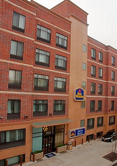 Western Arena Hotel