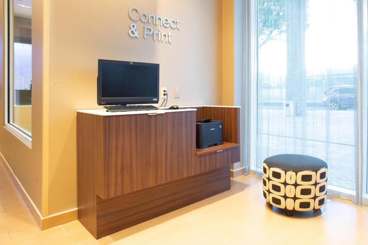 Hotel Fairfield & By Marriott Queens/fresh Meadows 3*